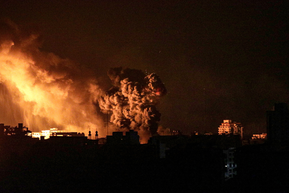 Ανελέητοι βομβαρδισμοί του Ισραήλ στη Γάζα – «Βαθαίνει» η ανθρωπιστική κρίση