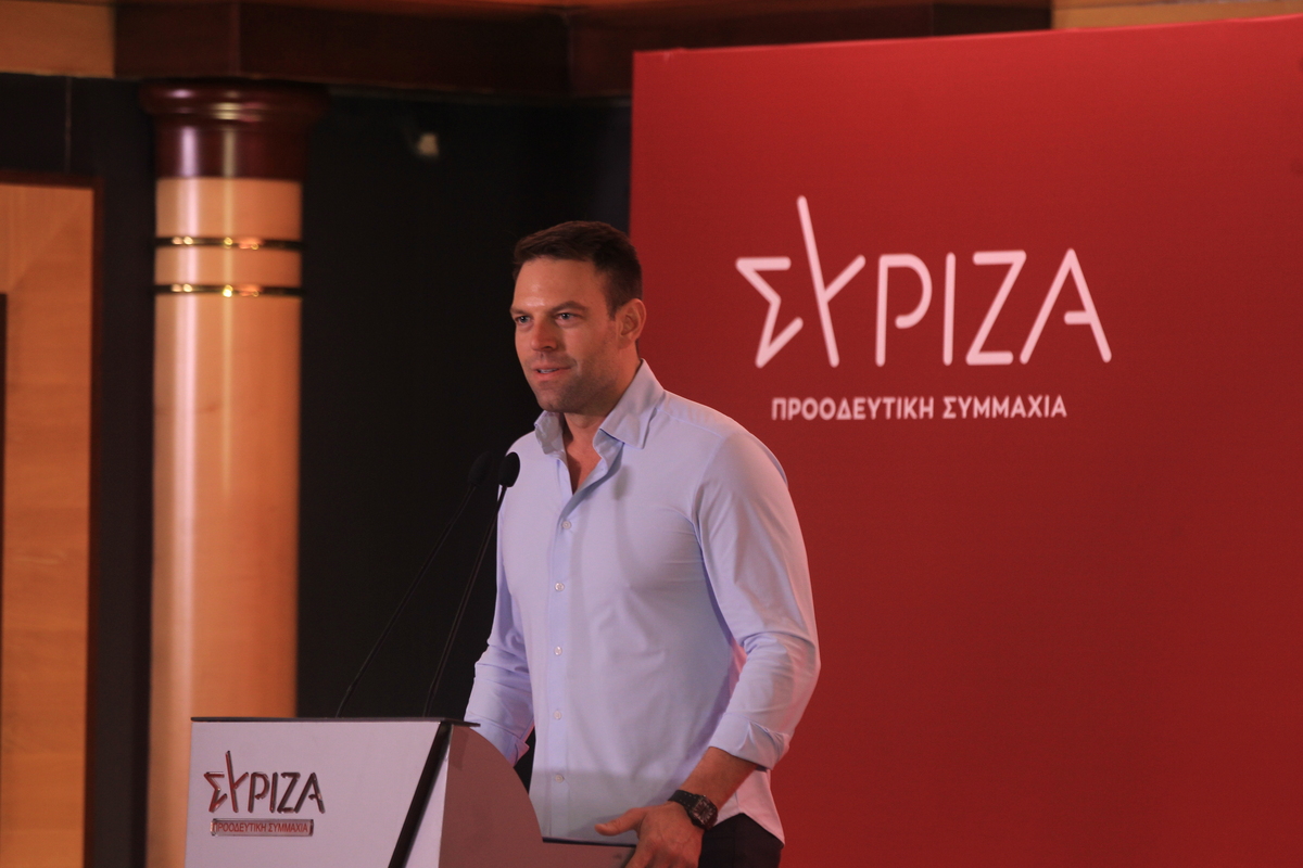 «Πεδίο μάχης» η ΚΕ του ΣΥΡΙΖΑ στην ομιλία Κασσελάκη: Γιουχαΐσματα και επιμονή στις διαγραφές