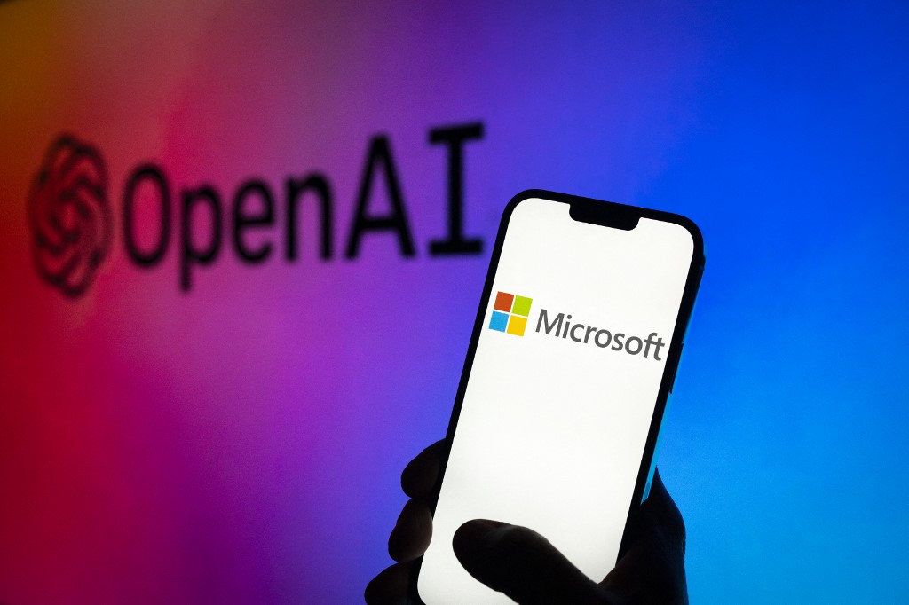 Τεχνητή Νοημοσύνη: Η Κομισιόν «ξεσκονίζει» τις σχέσεις Microsoft – OpenAI