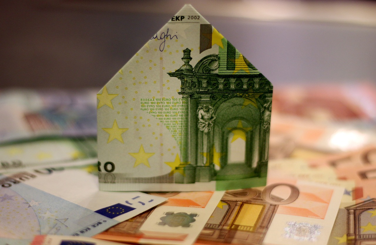 Τιμές κατοικιών στην Ευρώπη: Οι εκτιμήσεις της Fitch για μειώσεις και αυξήσεις το 2024