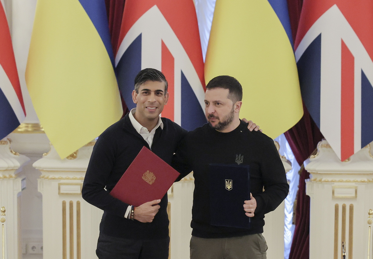 Σούνακ και Ζελένσκι υπέγραψαν συμφωνία για την ασφάλεια