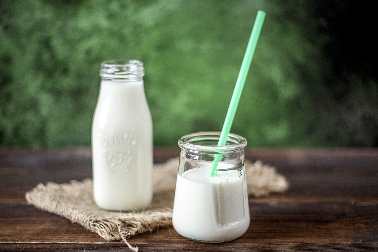 «Εντολή για μηδενική ανοχή» – Έλεγχοι στην αγορά γάλακτος από μικτά κλιμάκια ΕΦΕΤ, ΕΛΓΟ
