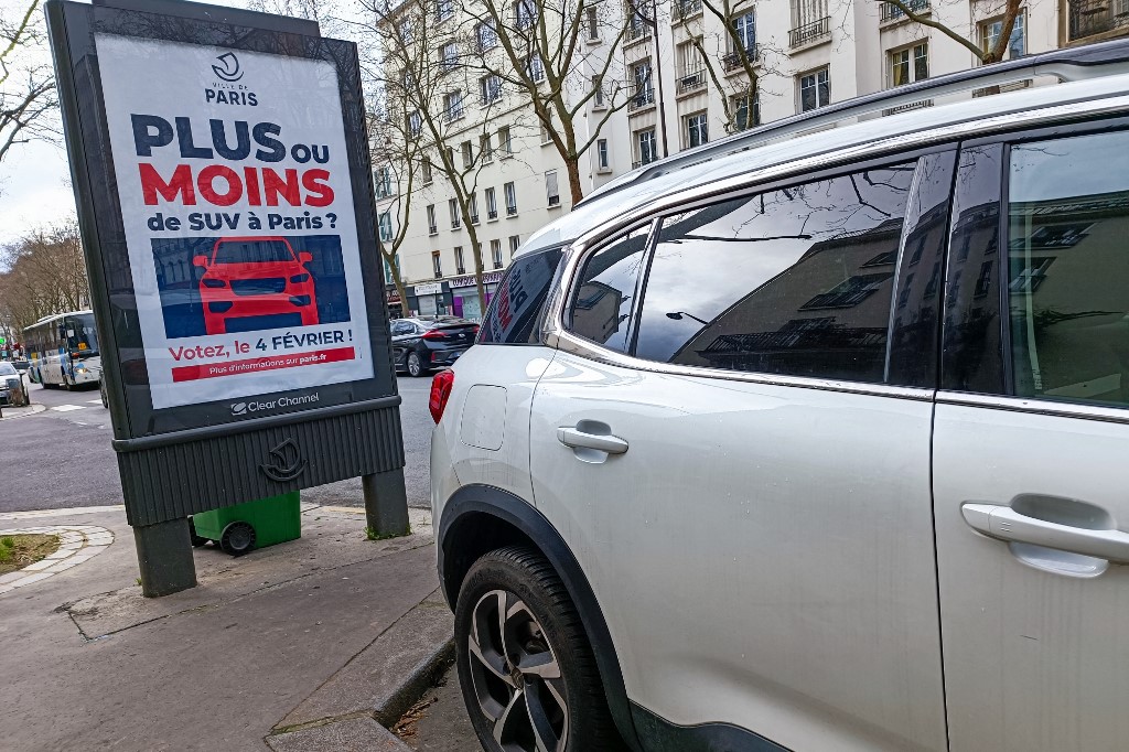 Οι Παριζιάνοι μίλησαν: Τριπλασιάζονται τα τέλη στάθμευσης για τα SUV
