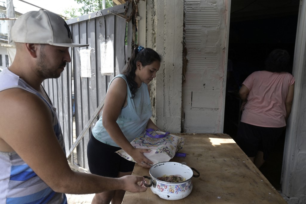 «Οι άνθρωποι τρώνε από τα σκουπίδια» – Το βάναυσο πρόβλημα της ακρίβειας στην Αργεντινή του Μιλέι