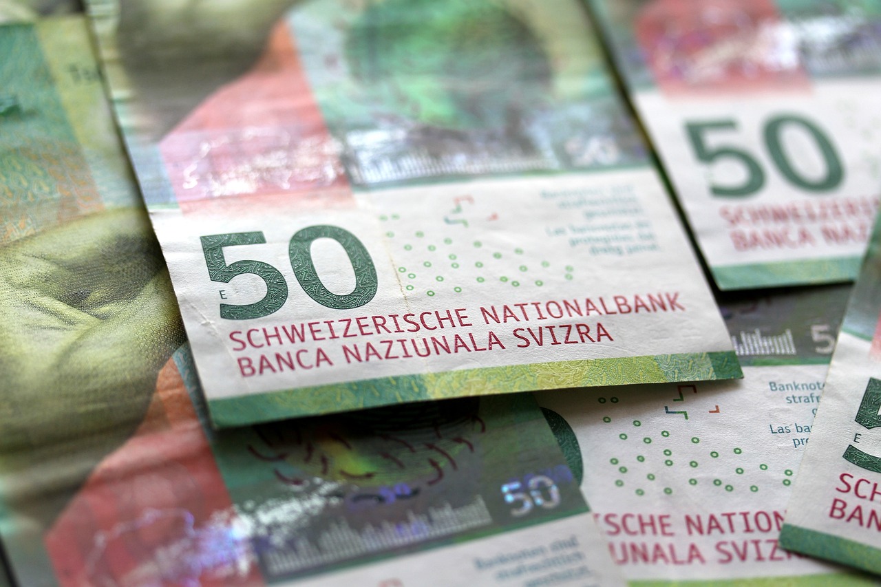 Αυτός είναι ο πιο ακριβοπληρωμένος τραπεζίτης στην Ευρώπη – Κέρδισε 5,9 εκατομμύρια δολάρια το 2023