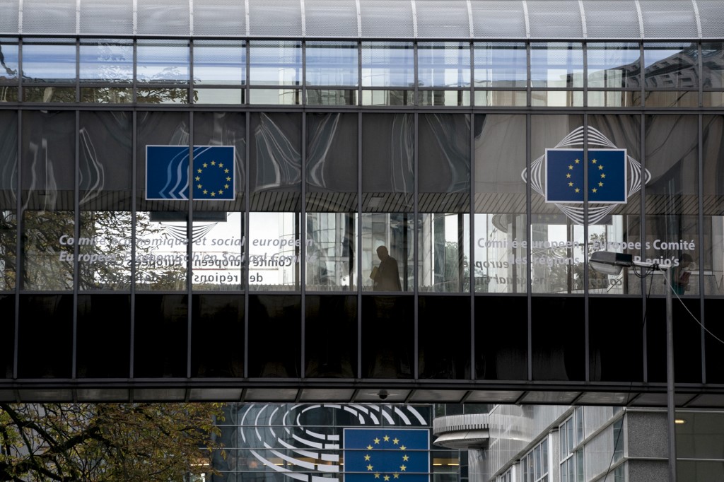 «Σκιές» στην ΕΕ: Αδιαφάνεια και «γκρίζες ζώνες» στις πρακτικές lobbying