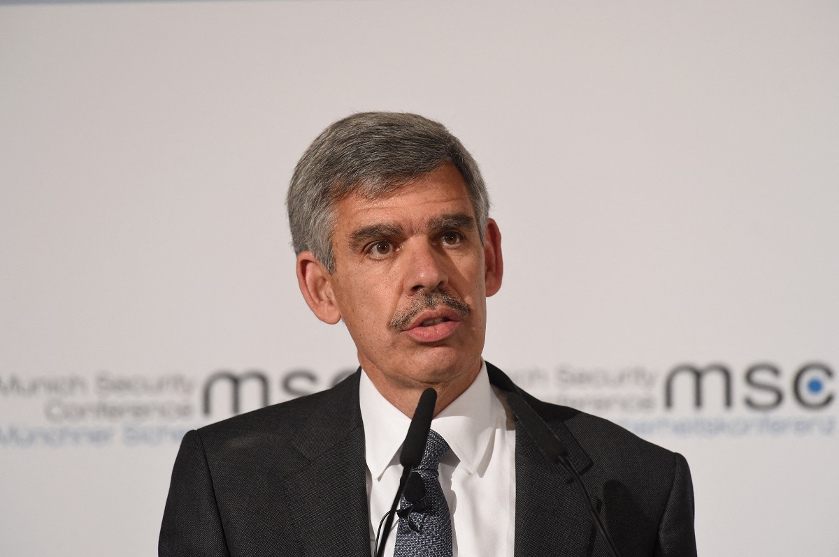 Ο Ελ-Εριάν επιμένει στο σενάριο των δύο μειώσεων επιτοκίων από τη Fed το 2024