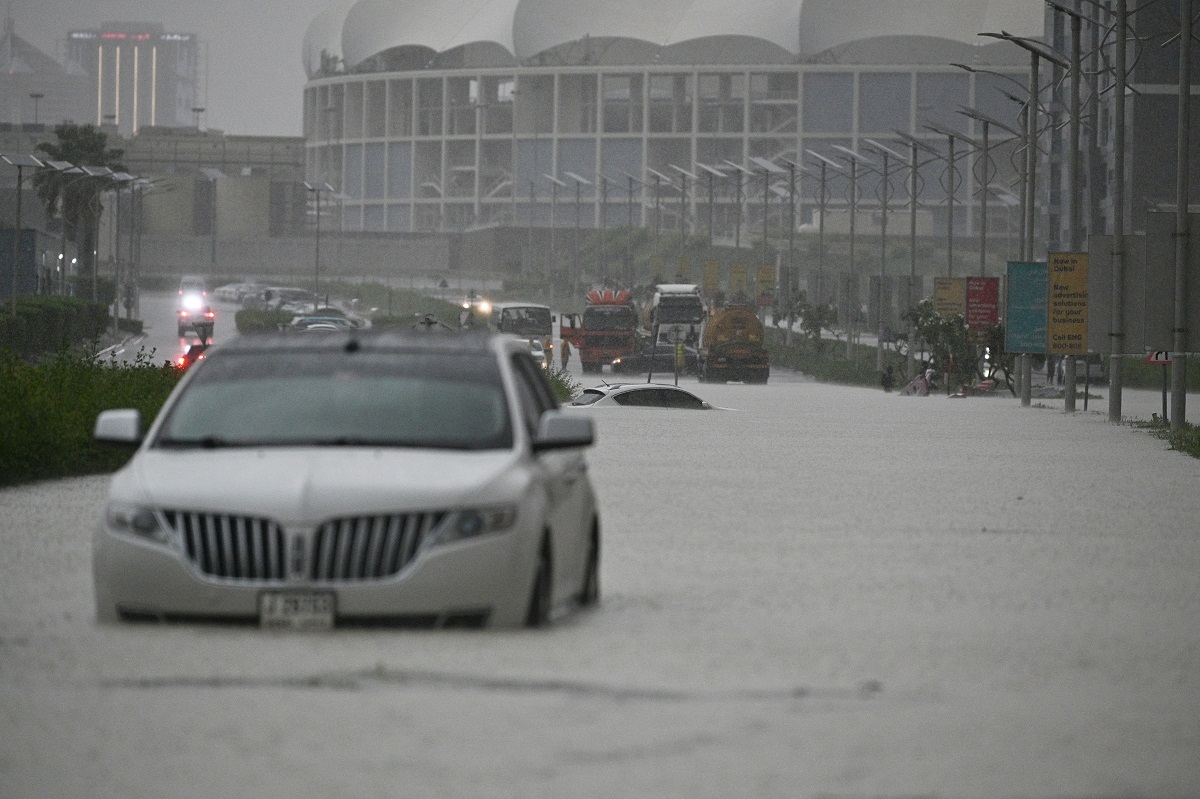 Σφοδρές καταιγίδες «έπνιξαν» το Ντουμπάι