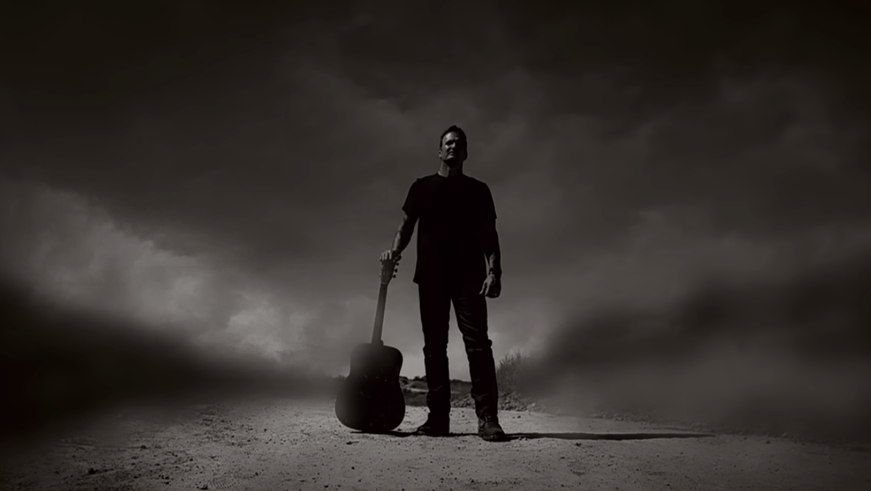 Κάνει θραύση η διασκευή του «The Sound of Silence» από τους Disturbed – Ξεπέρασε το 1 δισεκατομμύριο views στο YouTube