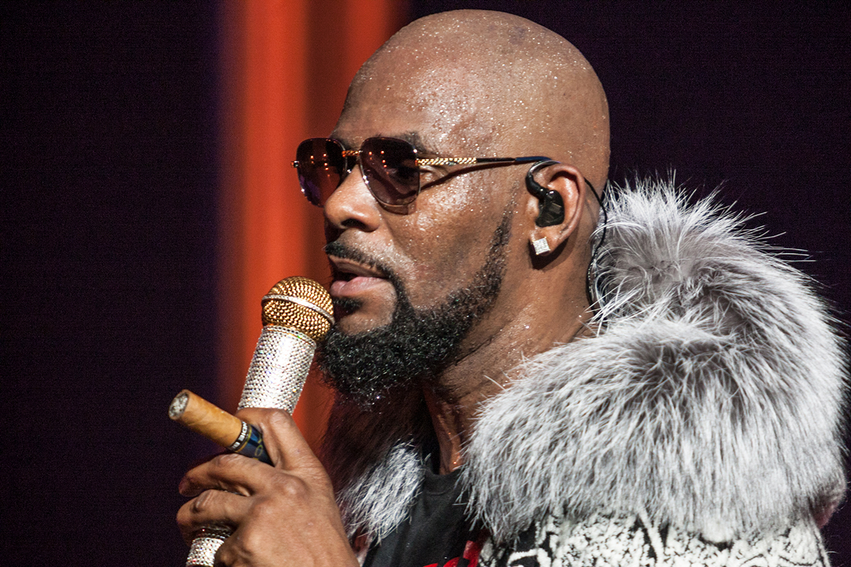 Νέο ντοκιμαντέρ για τον R. Kelly: Αποκαλυπτική η κόρη του