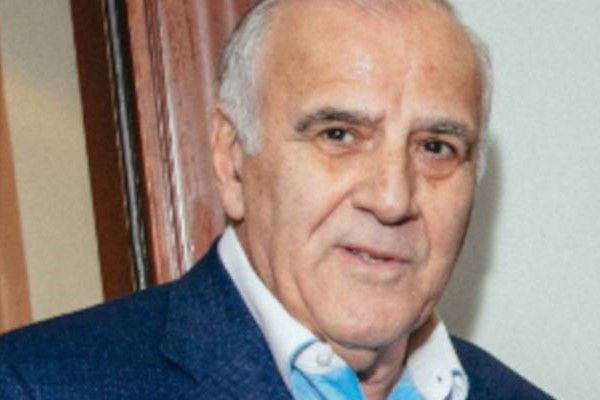 Πέθανε ο Τίτος Κομνηνός: Η μακρά πορεία του στο επιχειρείν