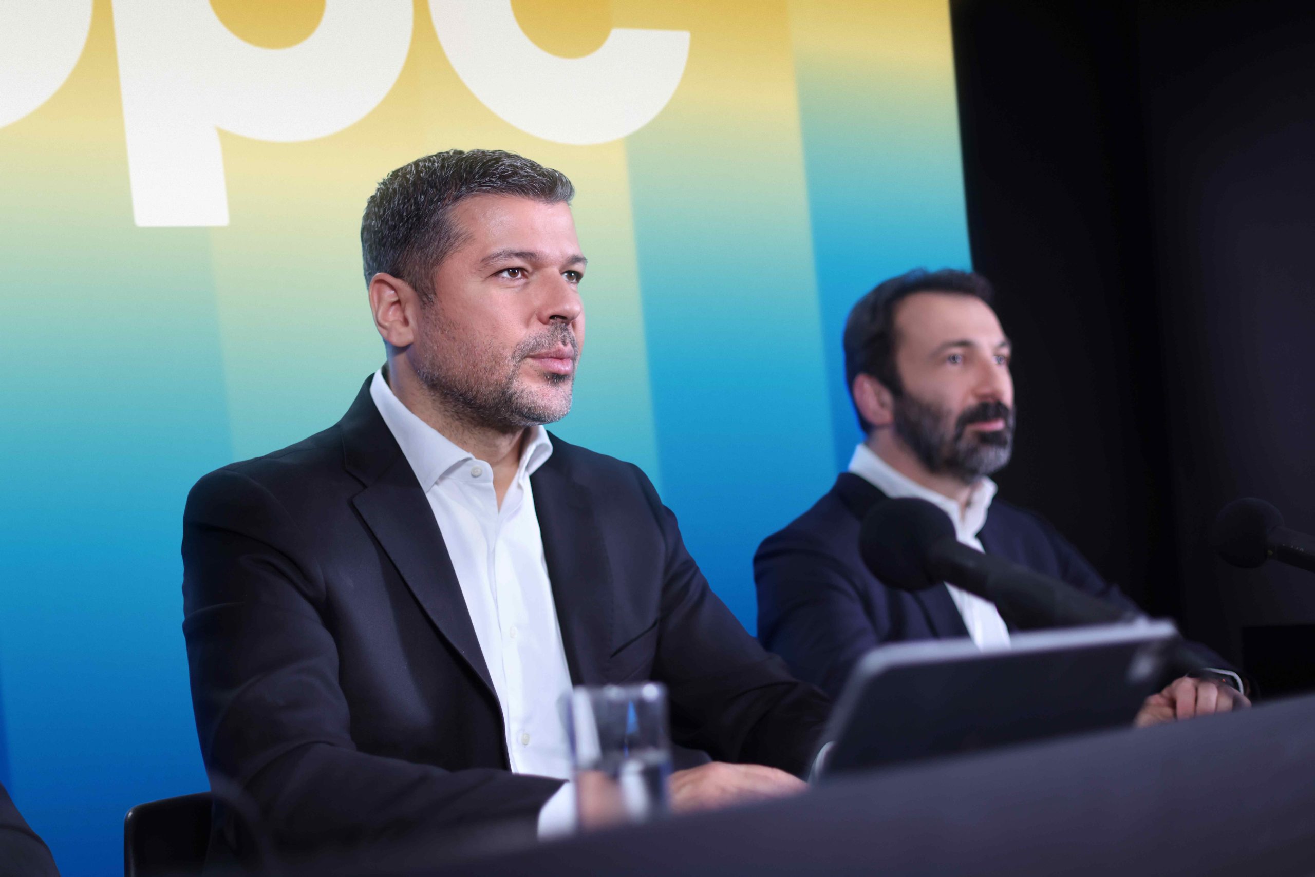 ΔΕΗ: Έργα ευέλικτης ηλεκτροπαραγωγής ισχύος 1,8 GW ως 2027 – Νέες υπηρεσίες για καταναλωτές