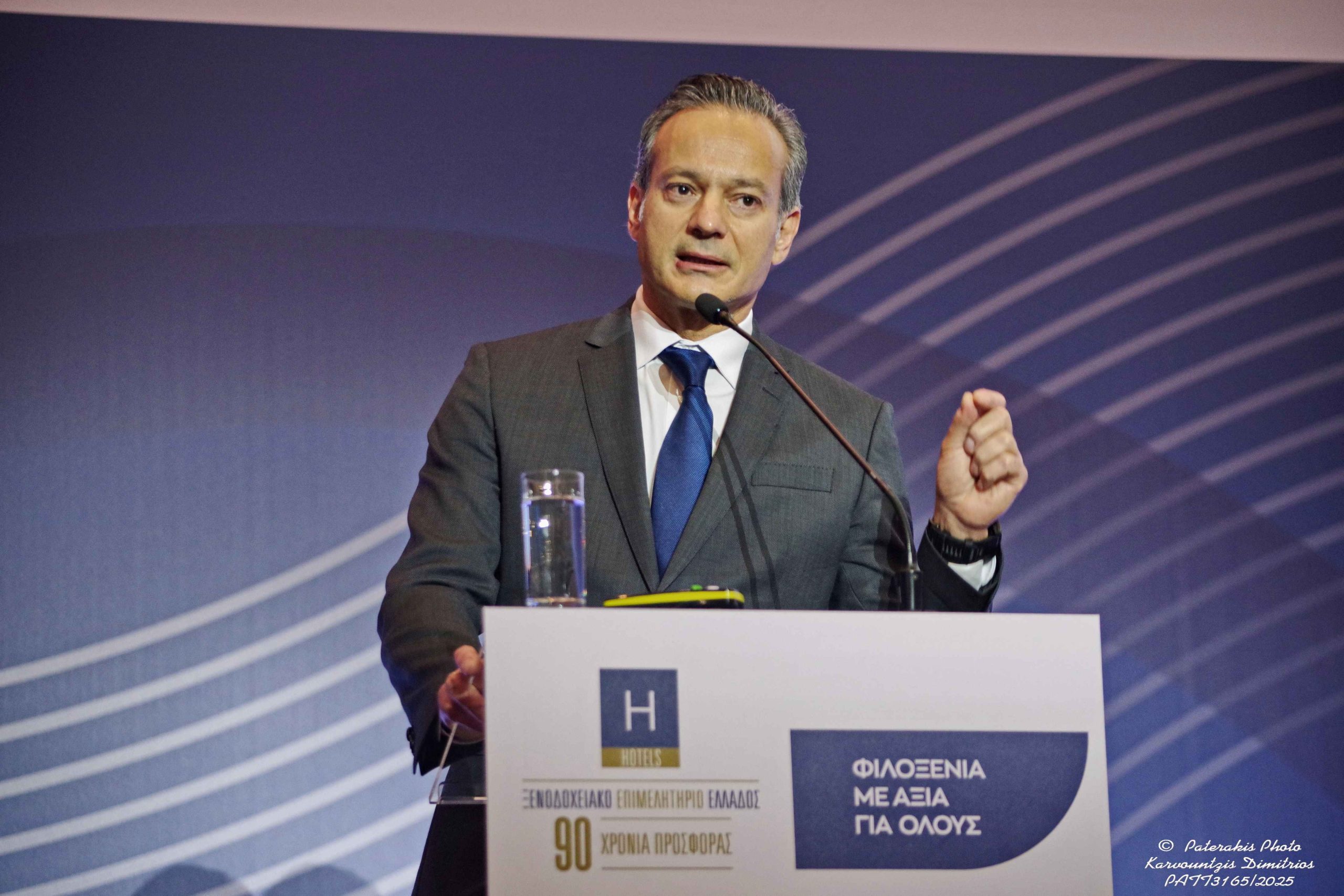 Καφούνης – Επιστολή ΕΣΕΕ προς Μητσοτάκη: Bασική προτεραιότητα το Εμπόριο
