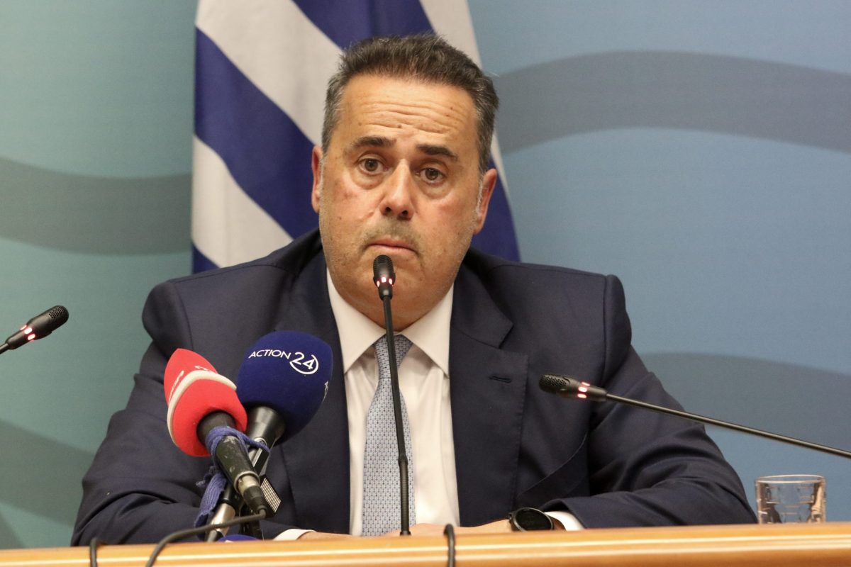 Μπαράζ επαφών του Παπασταύρου στις ΗΠΑ για ενεργειακά και υδρογονάνθρακες
