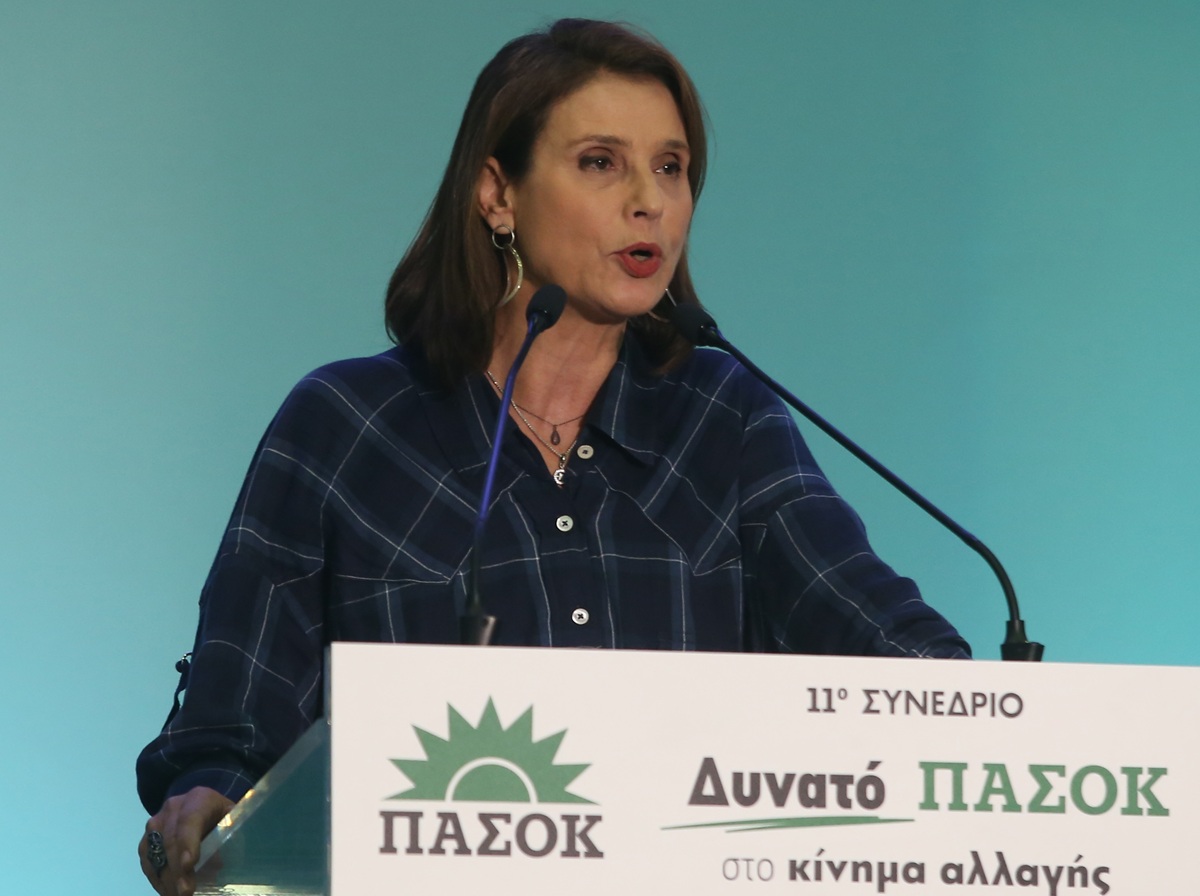 Μπατζελή: Δεν υπάρχουν εσωτερικοί εχθροί στο ΠΑΣΟΚ – Με στεναχώρησε η απόφαση