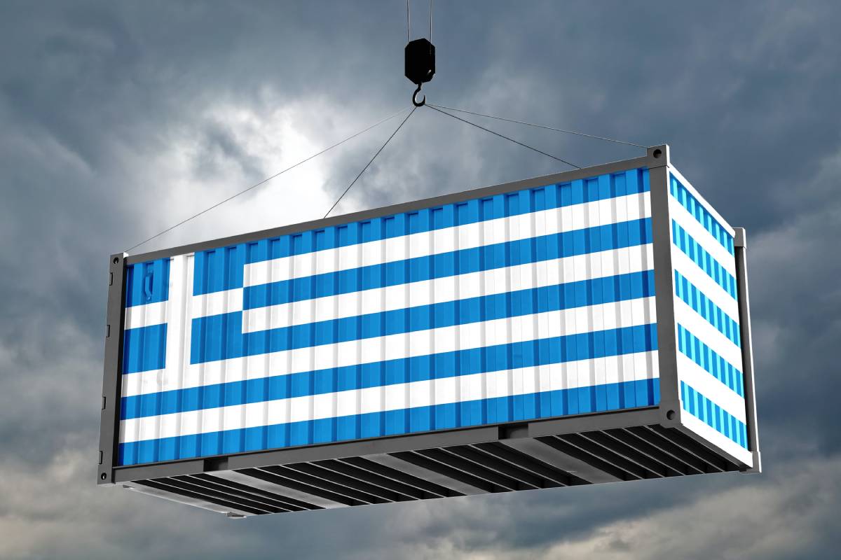Ελιές, ελαιόλαδο, τσιμέντο: Τα 23 ελληνικά προϊόντα που επηρεάζονται από τους δασμούς των ΗΠΑ