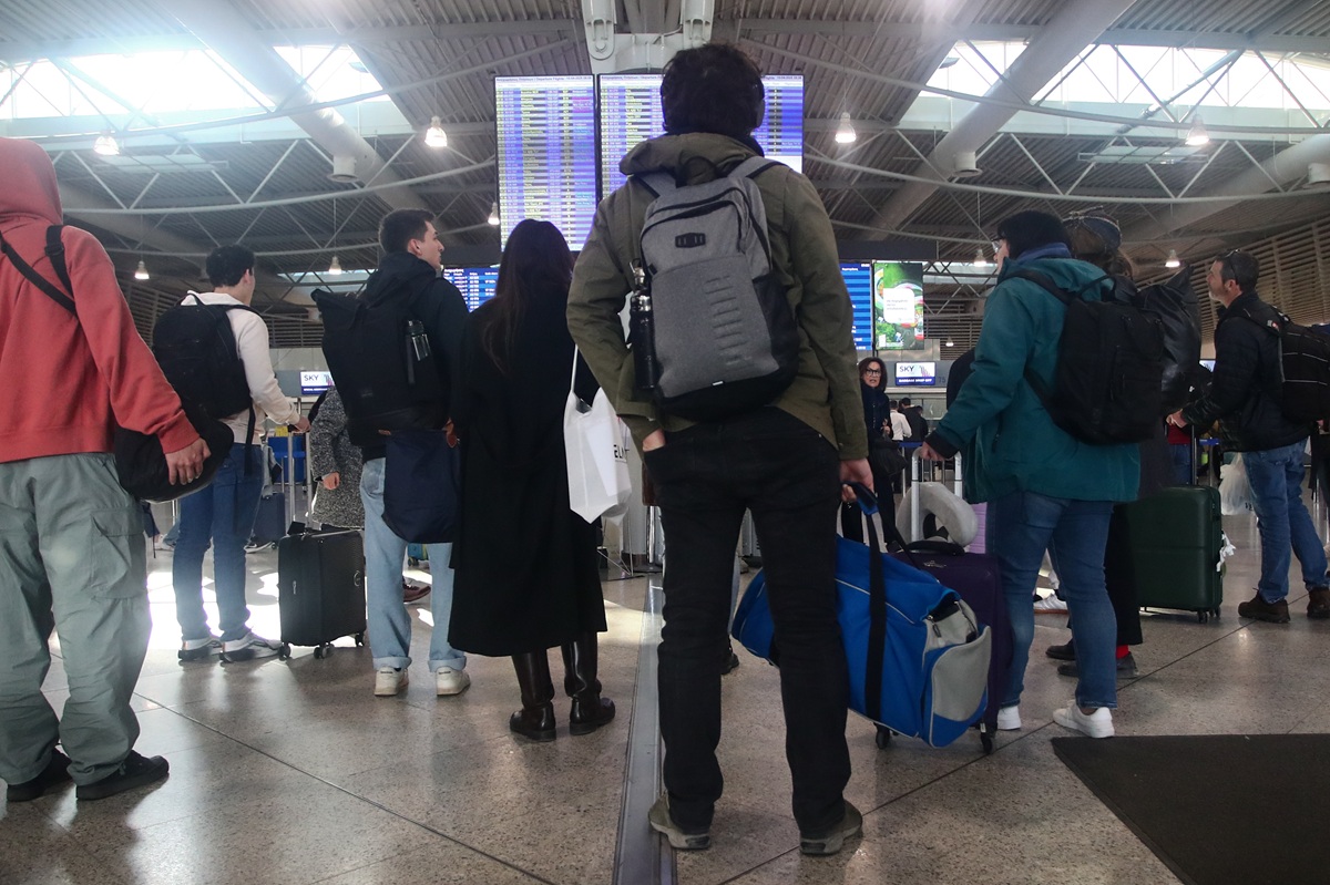 Διεθνής Αερολιμένας Αθηνών: Αύξηση σε επιβατική κίνηση και έσοδα για τον το Α’ τρίμηνο του 2025