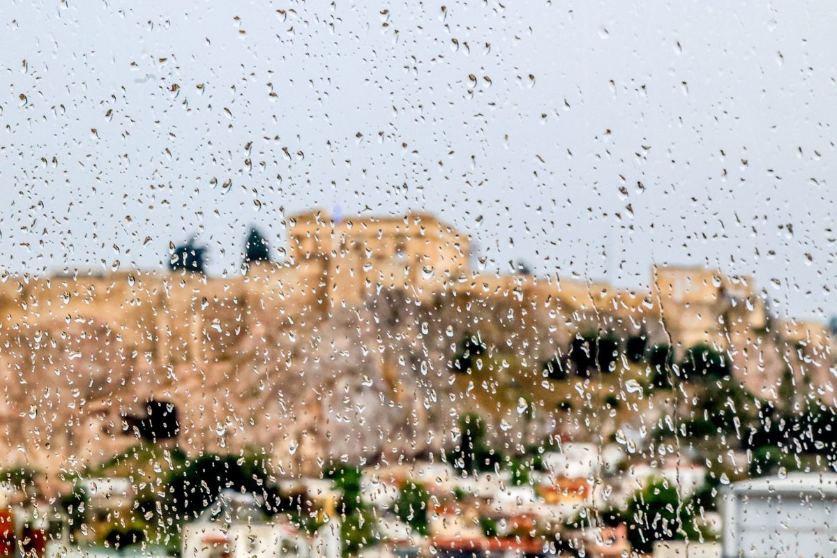 Καιρός – Επικαιροποιήθηκε το έκτακτο δελτίο: Πού θα σημειωθούν καταιγίδες