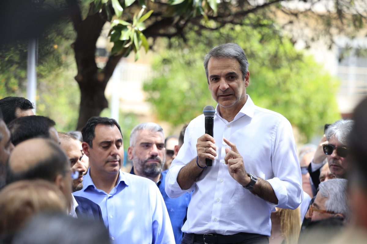 Μητσοτάκης: Το χρέος μειώνεται, τα εισοδήματα αυξάνονται – Η Ελλάδα συνεχίζει με δυναμική