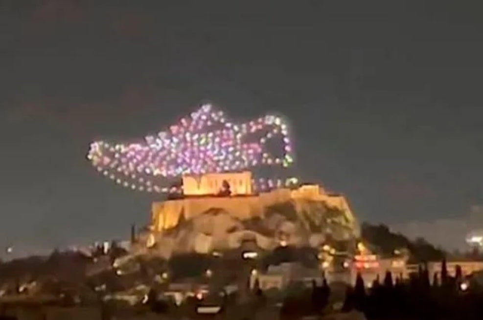 Υπ. Πολιτισμού: Μηνύσεις για το drone show της Adidas πάνω από την Ακρόπολη