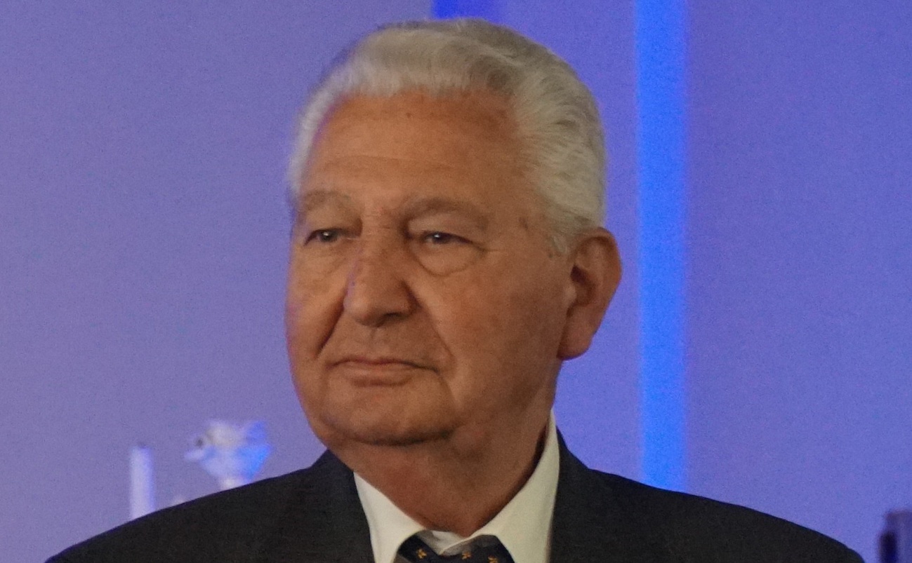 Σούπερ Μάρκετ Γαλαξίας: Απώλεια του Παναγιώτη Πουρσανίδη, ιστορικού στελέχους της Πέντε Α.Ε.