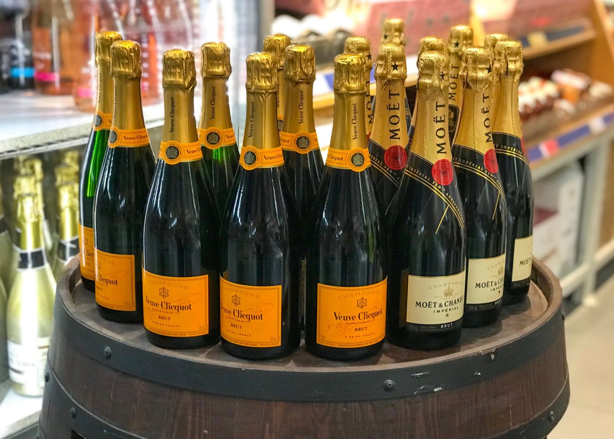Moët Hennessy: «Μαχαίρι» στο προσωπικό λόγω ύφεσης και εμπορικού πολέμου