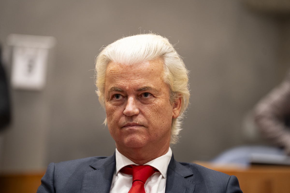 Έπεσε η κυβέρνηση της Ολλανδίας μετά την αποχώρηση του ακροδεξιού Βίλντερς