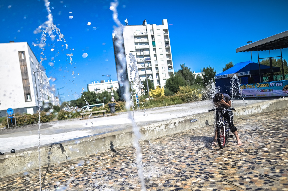 Ευρώπη: Υψηλές θερμοκρασίες πλήττουν το νότιο τμήμα της Γηραιάς Ηπείρου