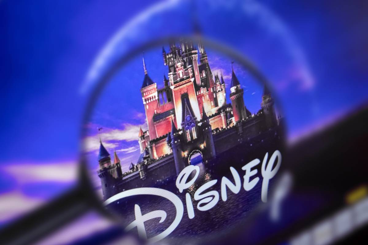 Νέο κύμα απολύσεων στη Disney: Περικοπές σε ταινίες, τηλεόραση και οικονομικά