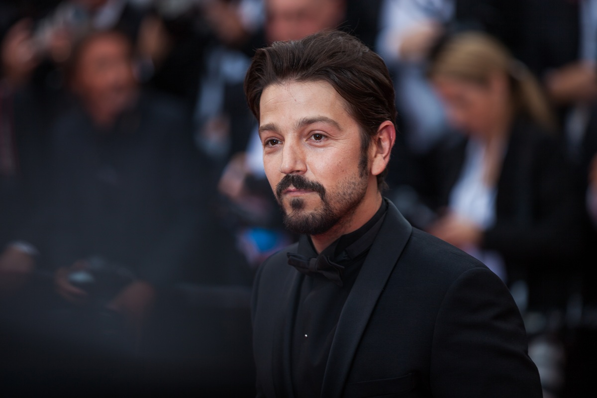 O Ντιέγκο Λούνα του Star Wars «τα χώνει» στον Τραμπ για το μεταναστευτικό