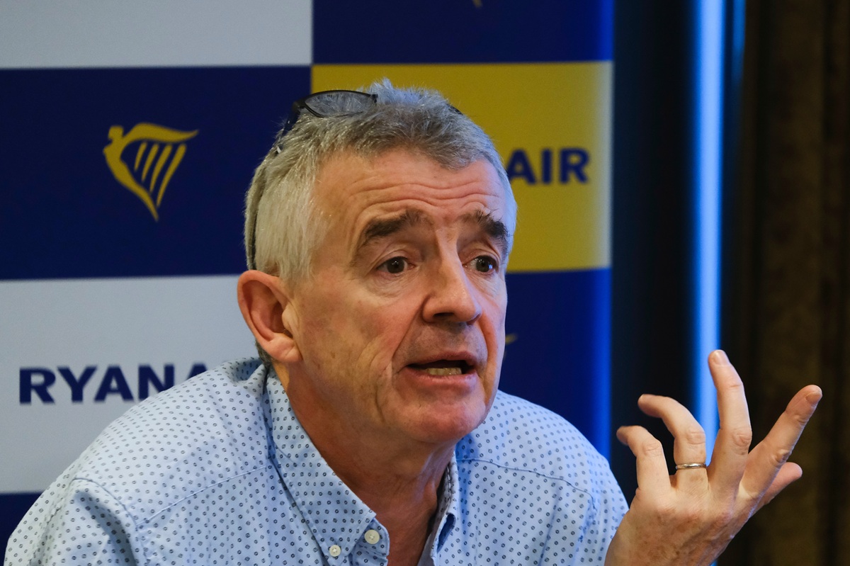 Ryanair: Γιατί κάνει λόγο για θερινό «χάος» στις πτήσεις – Στο στόχαστρο και η Ελλάδα