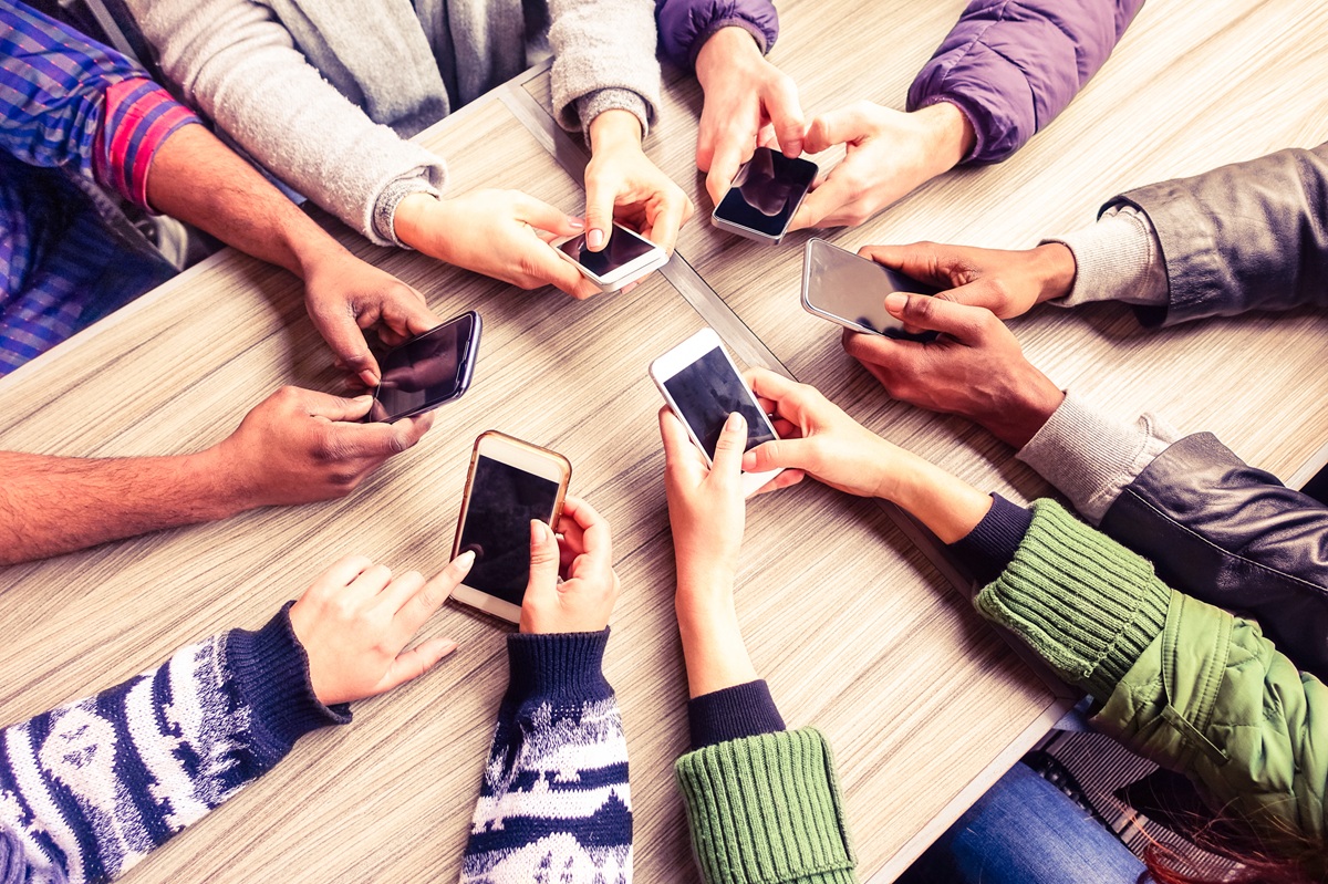 Kίνημα της αποσύνδεσης: Νέοι λένε όχι στα smartphones