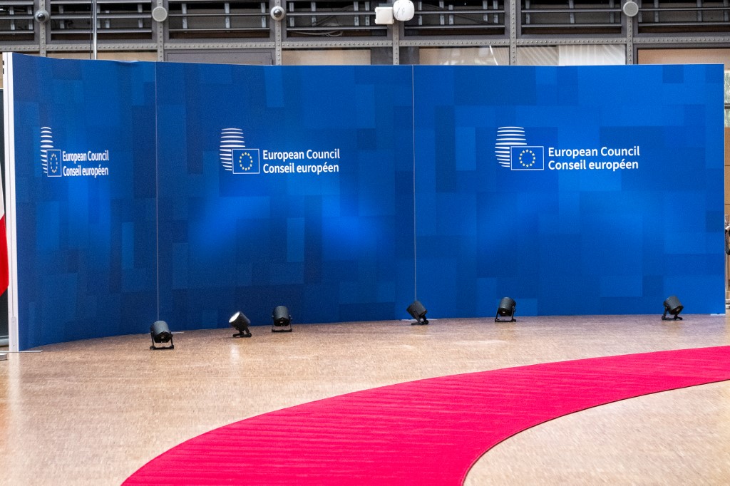 Στα πρόθυρα πολιτικής θύελλας η ΕΕ για τον νέο προϋπολογισμό του 1,2 τρισ. ευρώ – «Αγκάθι» οι νέοι φόροι