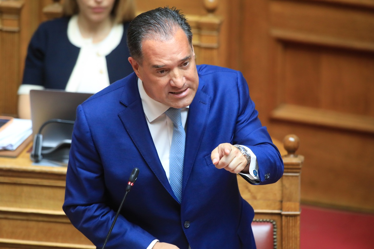 Σκληρό μπρα ντε φερ Γεωργιάδη – Ανδρουλάκη στη Βουλή με φόντο τον ΟΠΕΚΕΠΕ: «Μην περιμένετε να πιστέψουμε ότι το ΠΑΣΟΚ είναι το κόμμα της αθωότητας»