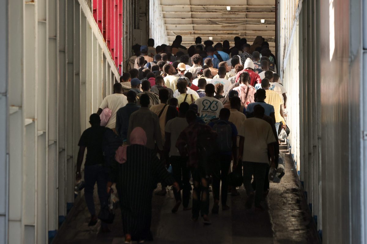 Από την Κρήτη στο Λαύριο και από εκεί σε κέντρα κράτησης οι 247 μετανάστες που εισήλθαν από τη Λιβύη