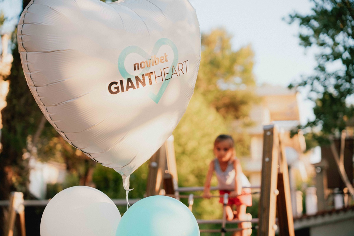 Giant Heart της Novibet: Δίνει ζωή σε μια νέα παιδική χαρά του Δήμου Κηφισιάς