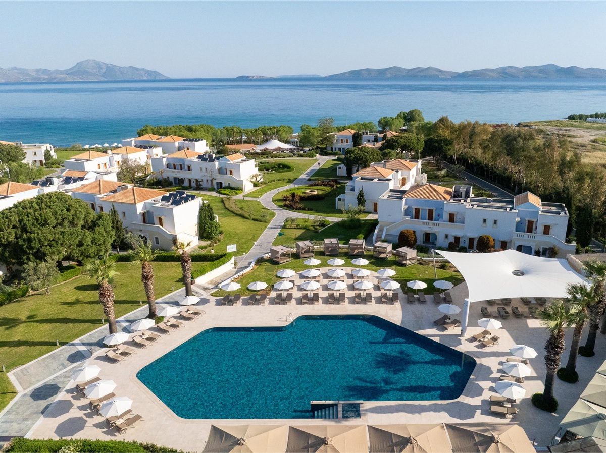 Neptune Luxury Resort: Νέος σχεδιασμός και αισθητική για το κεντρικό εστιατόριο και την Palace Pool