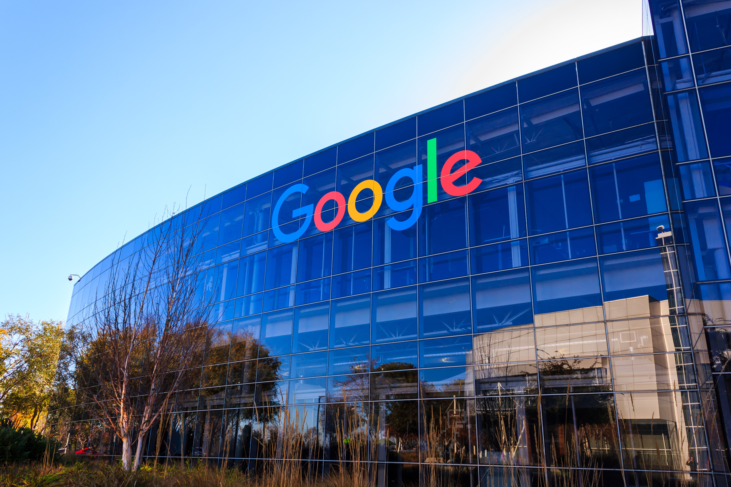 Η Google επενδύει 25 δισ. δολάρια σε data centers και ΑΙ στις ΗΠΑ