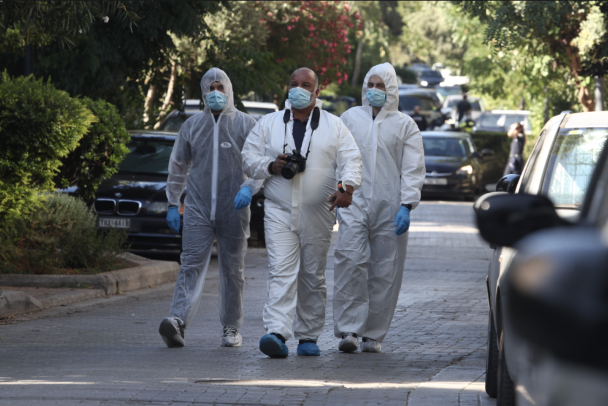 Η Αντιτρομοκρατική στις έρευνες για την βόμβα στο σπίτι του Γιάννη Πρετεντέρη – Τι ψάχνει