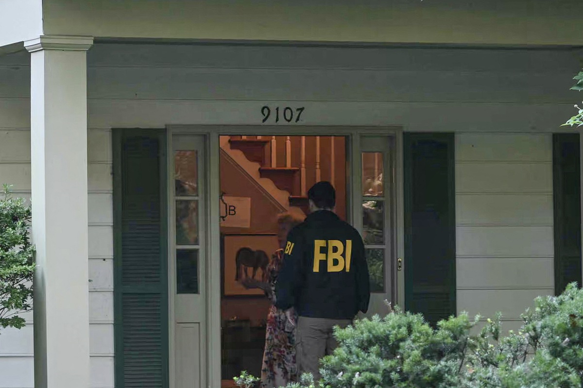 Πολιτική θύελλα στις ΗΠΑ: Το FBI στο σπίτι του επικριτή του Τραμπ, Τζον Μπόλτον