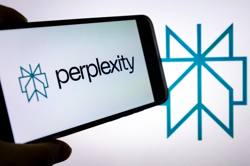 Perplexity AI: Ποια είναι η startup που κατέθεσε πρόταση-μαμούθ 34,5 δισ. δολ. για τον Chrome