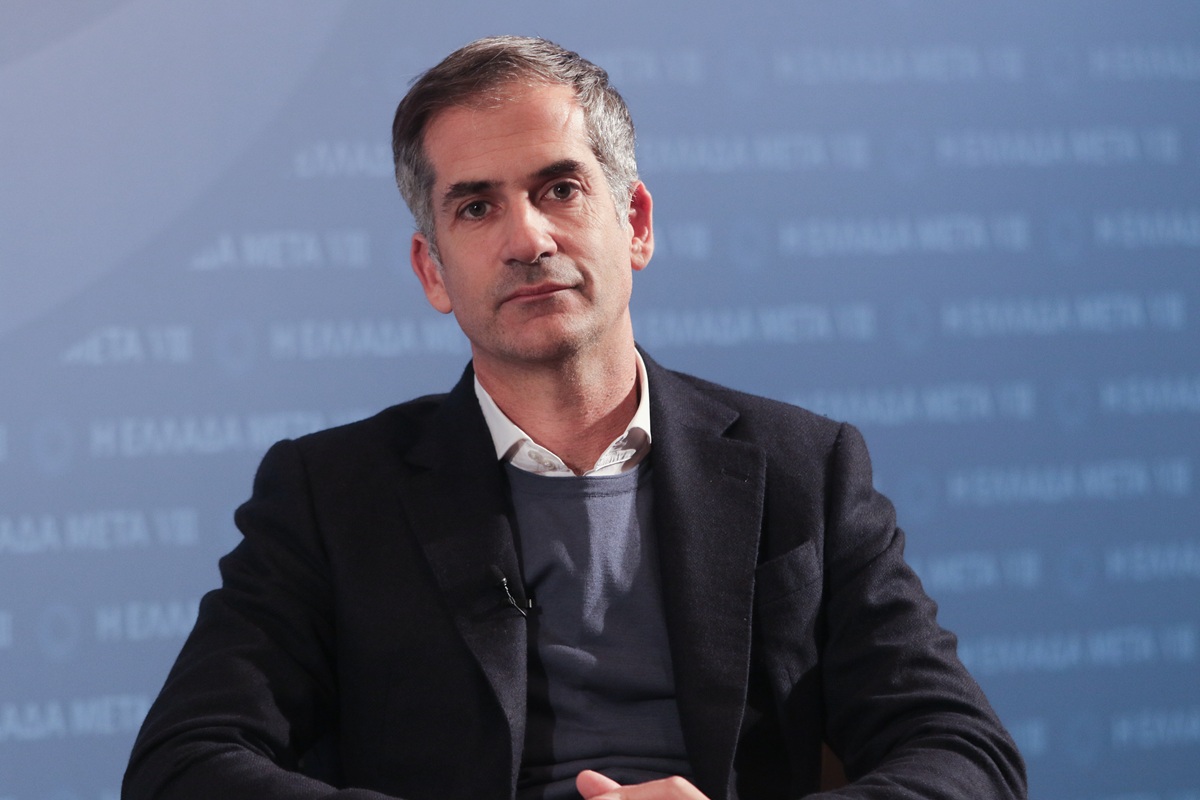 Σφοδρή επίθεση Μπακογιάννη: «Κωλοτούμπα» Δούκα στο έργο της Βασ. Όλγας