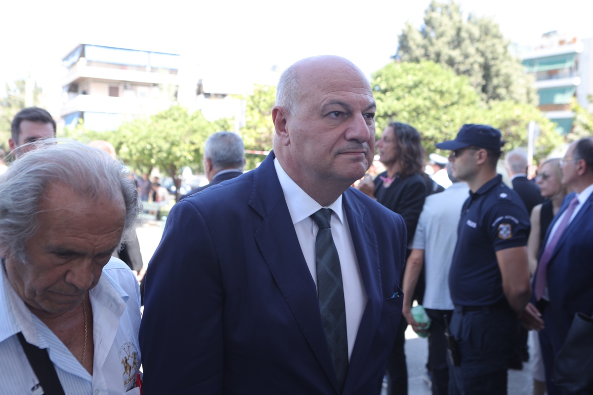 ΥΠΑΑΤ: Βγάζει «κόκκινη κάρτα» σε Περιφέρειες και κτηνοτρόφους για την ευλογιά των αιγοπροβάτων
