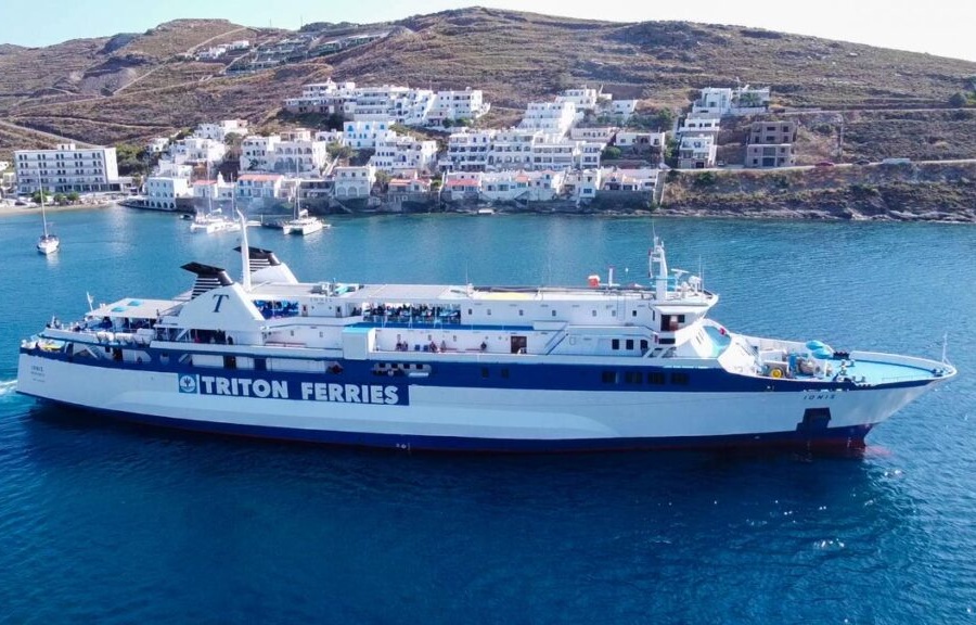 «Ιονίς»: Μπλακάουτ άφησε ακυβέρνητο το πλοίο με 183 επιβάτες