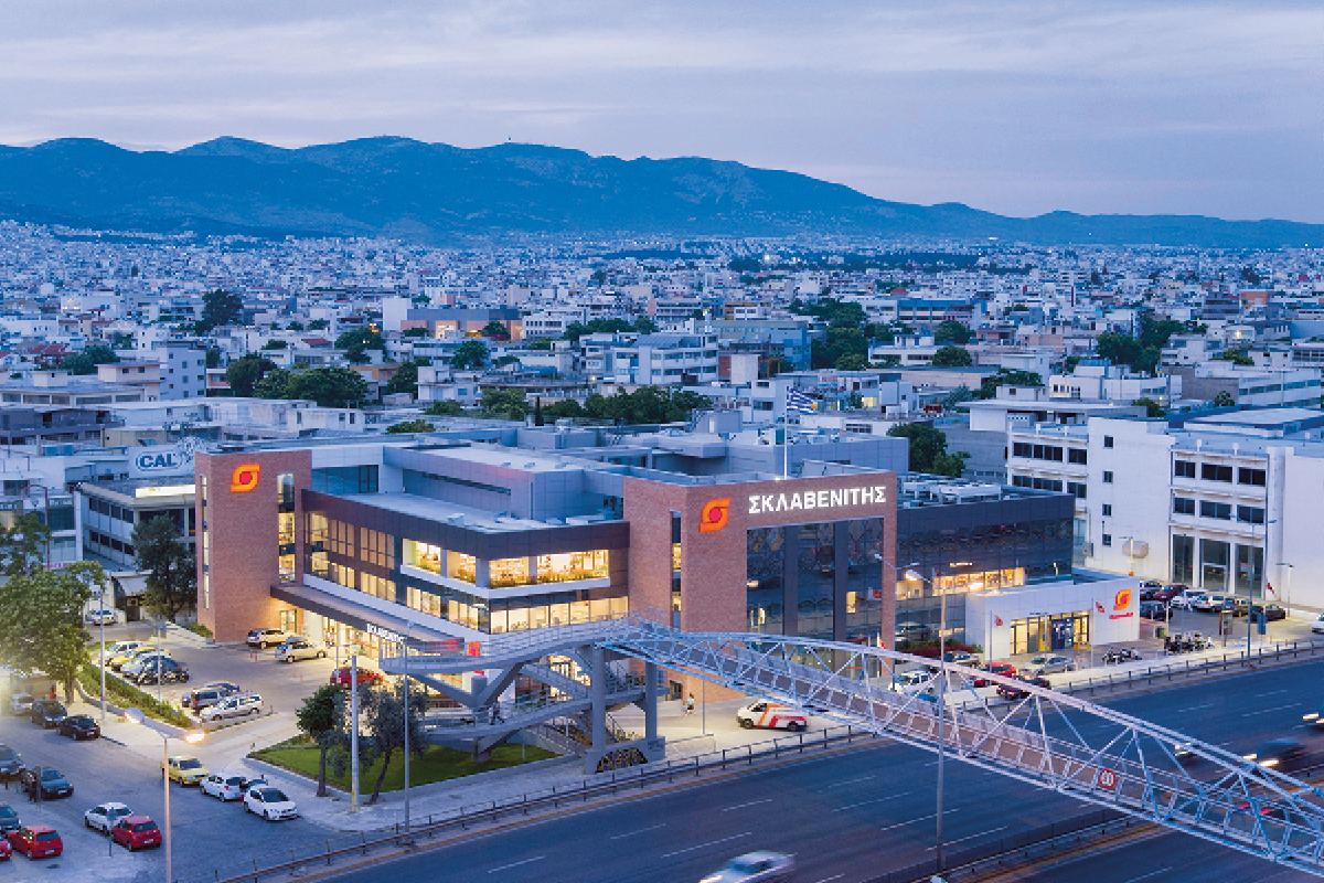 ΣΚΛΑΒΕΝΙΤΗΣ: 71 χρόνια εξέλιξης