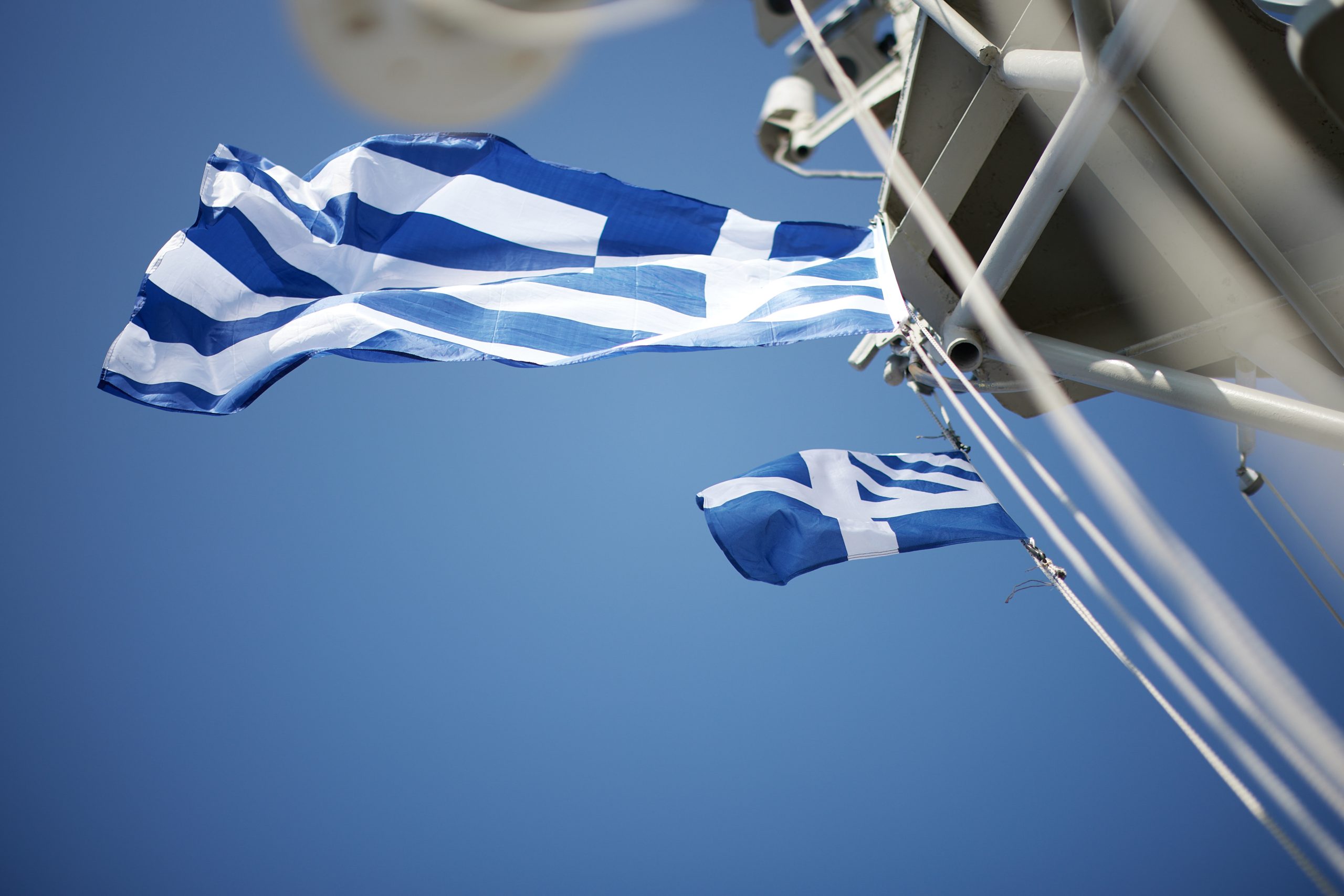 Πώς αμείβεται η αργία του Δεκαπενταύγουστου – Ποιες επιχειρήσεις λειτουργούν