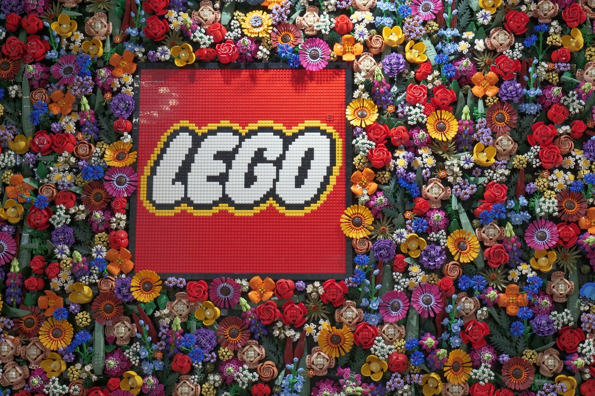 Lego: Έσοδα-ρεκόρ 5,4 δισ. δολαρίων στο A’ εξάμηνο με «όπλο» τις ισχυρές συνεργασίες