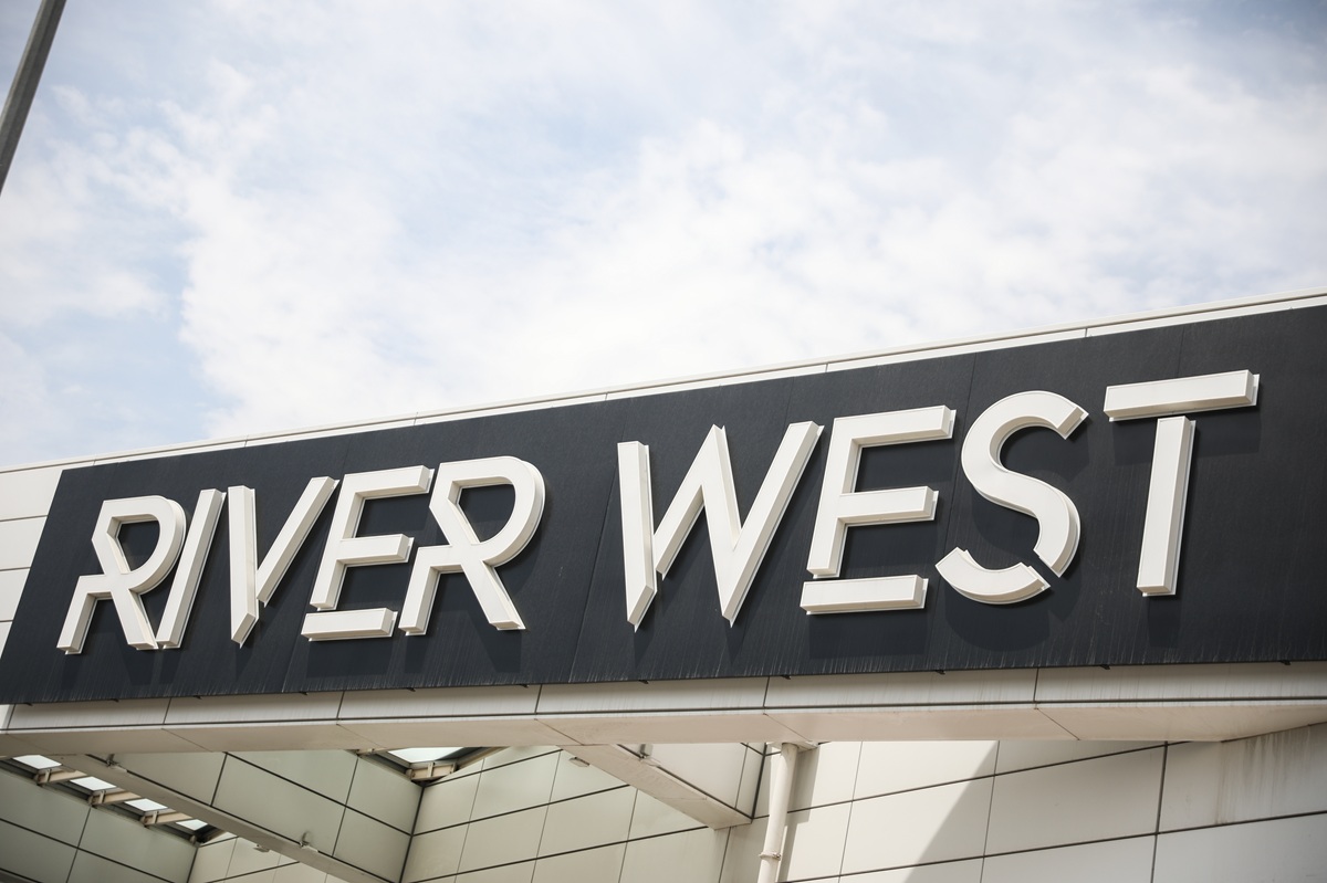Εκκενώθηκε το River West μετά από τηλεφώνημα για βόμβα