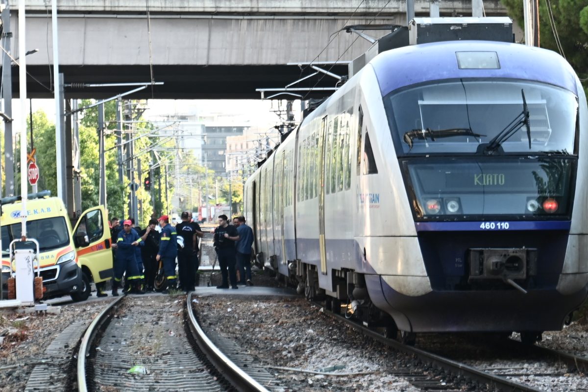 Τραγωδία στον Προαστιακό: Άνδρας παρασύρθηκε από συρμό στο Μεταξουργείο