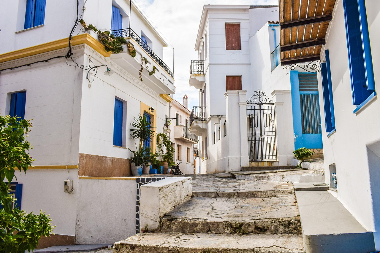 ΕΝΦΙΑ: Σε ποιους οικισμούς καταργείται για κύριες κατοικίες – Η λίστα